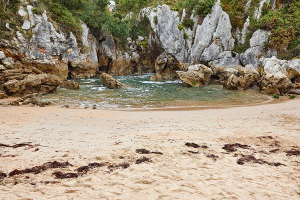 What Is the Smallest Beach in the World? - Features of the smallest beach in the world
