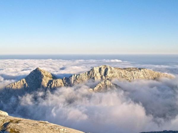 What Are Clouds and How Do They Form? - How do clouds form step by step?