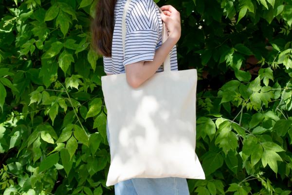 What Is the Impact of Plastic Bags on the Environment? - How to reduce plastic bags and their impact