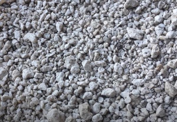 How to Use Pumice in Plants