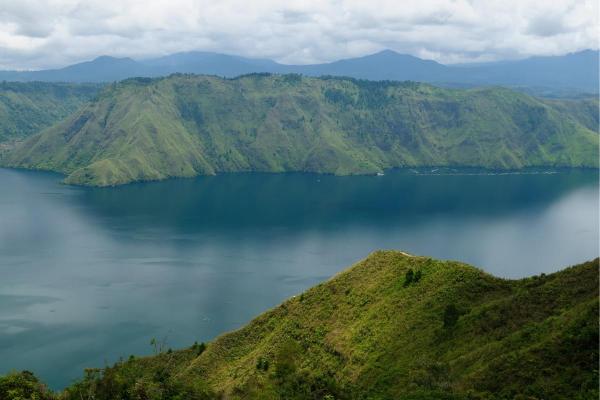 What Is a Supervolcano in Geography? - Lake Toba supervolcano (Indonesia)