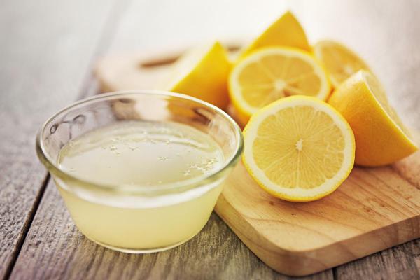 Herbal Infusions to Improve Fatty Liver Health - Lemon (Citrus limon)