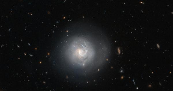 Different Types of Galaxies in the Universe - Lenticular galaxies