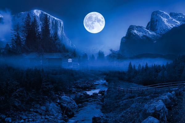 12 Mind-Blowing Moon Facts - The Moon has no atmosphere