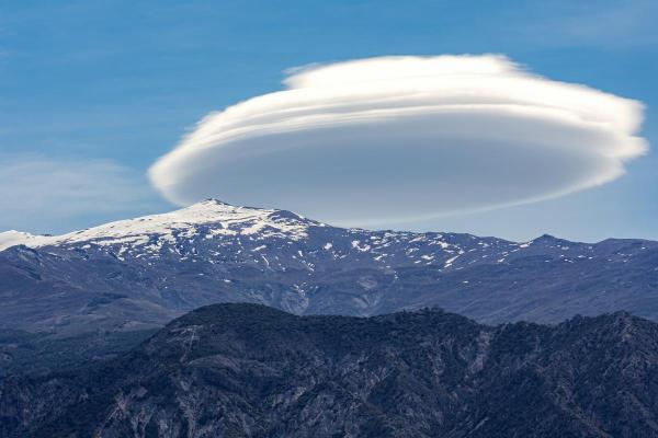 What Are Lenticular Clouds?