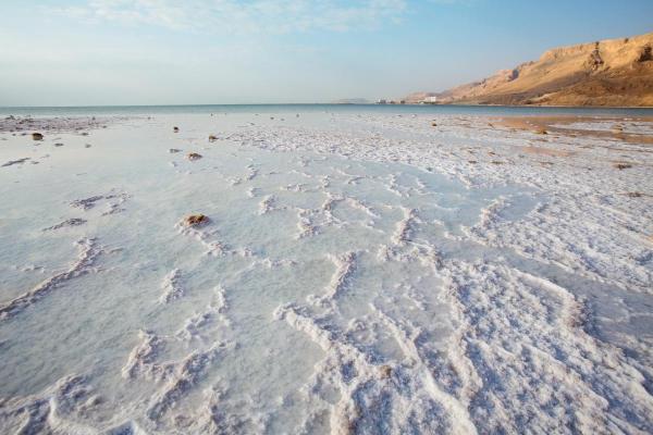 Are There Salt Water Lakes? - What are salt lakes o saline lakes?