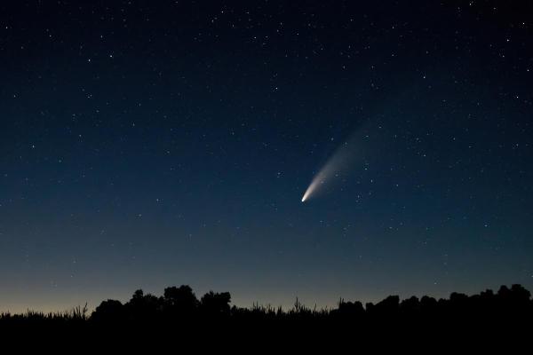 What Are Shooting Stars and How Are They Formed?