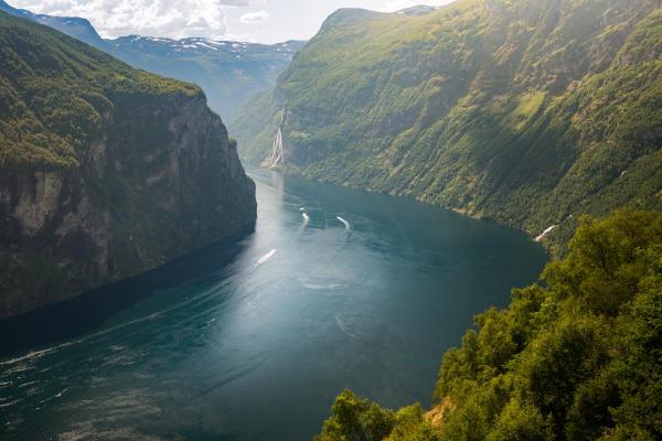 How Are Fjords Formed? - What is a fjord?