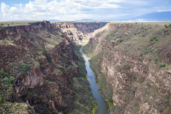 What Is a Ravine in Geography? - What is a ravine in geography?