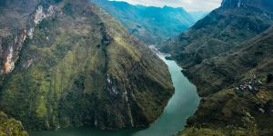 What Is a River Valley in Geography?