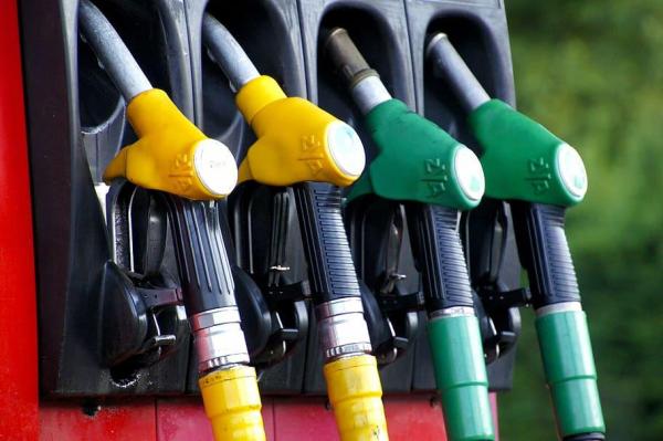Diesel vs. Gasoline: Which Fuel Pollutes More? - What is the fossil fuel that pollutes the environment the most?