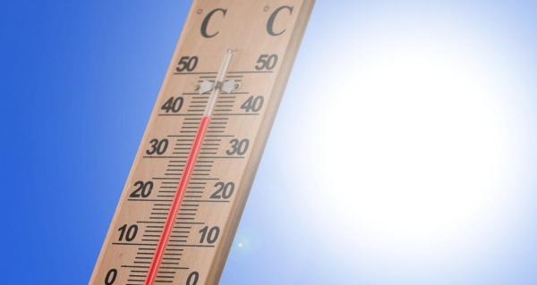 What Causes a Heat Wave to Happen? - What temperature constitutes a heat wave?
