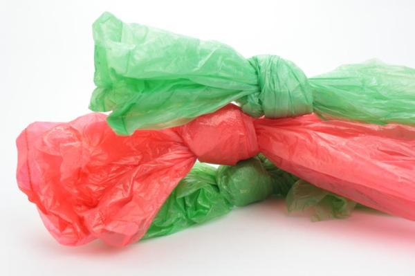 What Is the Impact of Plastic Bags on the Environment? - Why do plastic bags harm the environment?